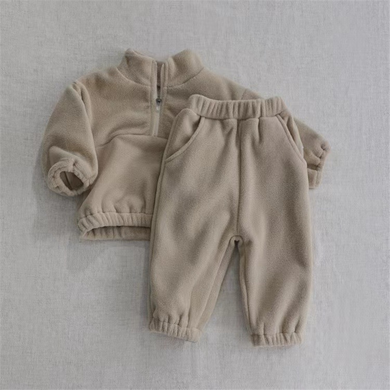Ensemble chaud en polaire pour - Winter Clothing Activity avis et prix
